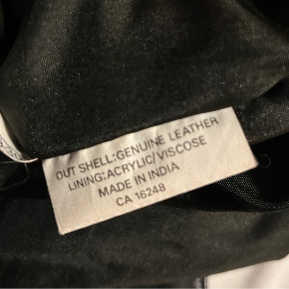 Ladies 90s Vintage Leather Jacket Size Medium - Picture 14 of 15